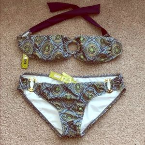 NWT Gianni Bini 2 piece Swimsuit